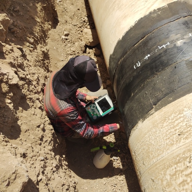 بازرسی خط لوله انتقال آبرسانی از سد کوچری به شهر ساوه